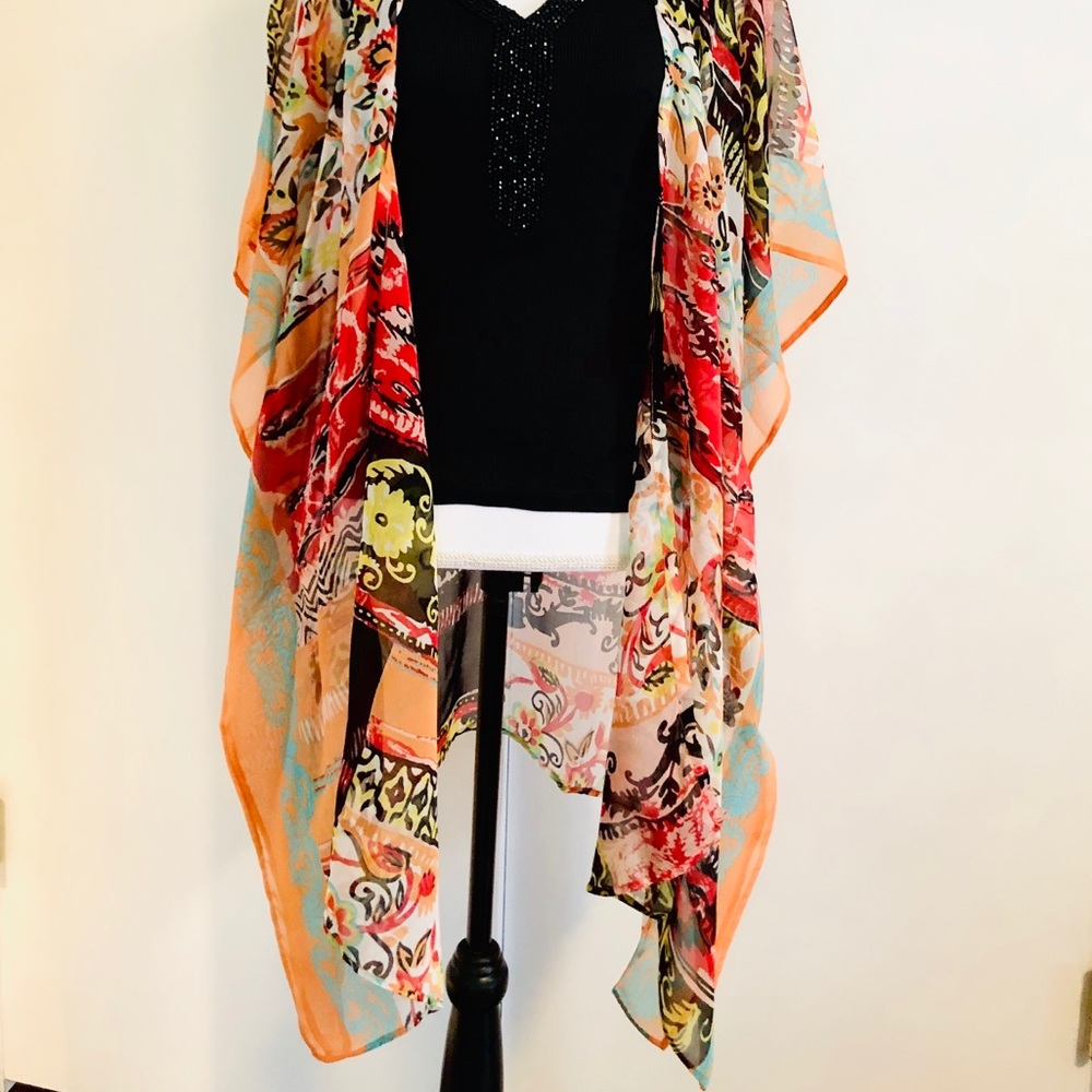 🆕Women’s Gorgeous Kimono Cover-Up - Picture 4 of 9